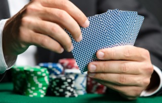戒赌可以挽回婚姻吗,如何戒掉赌博，重建婚姻关系？