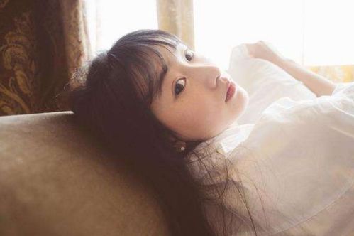 无臂女生挽回男生,女生用坚毅灵魂让男友回心转意