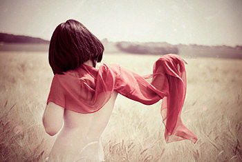 双鱼绝情怎么挽回男人,如何挽回双鱼座男友的心？