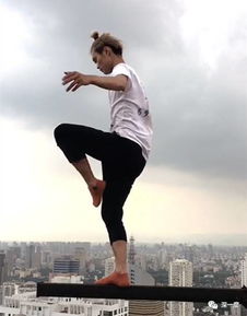 女人高空抛物怎么挽回,高空抛物女子如何弥补？