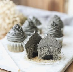 蛋糕掉了还能挽回吗，救救蛋糕！是否还能挽回？