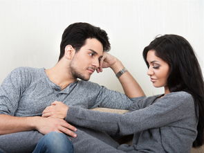 男人同性出轨怎么挽回,挽回同性出轨男友的技巧