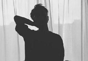 纠缠女生拉黑挽回,女生拉黑，如何重获青睐？