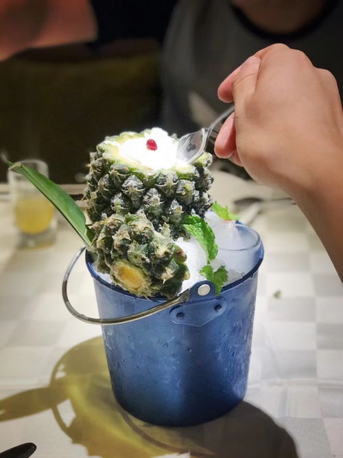 挽回女生送的花,挽回女友的花束，怎样选礼物让她满意？