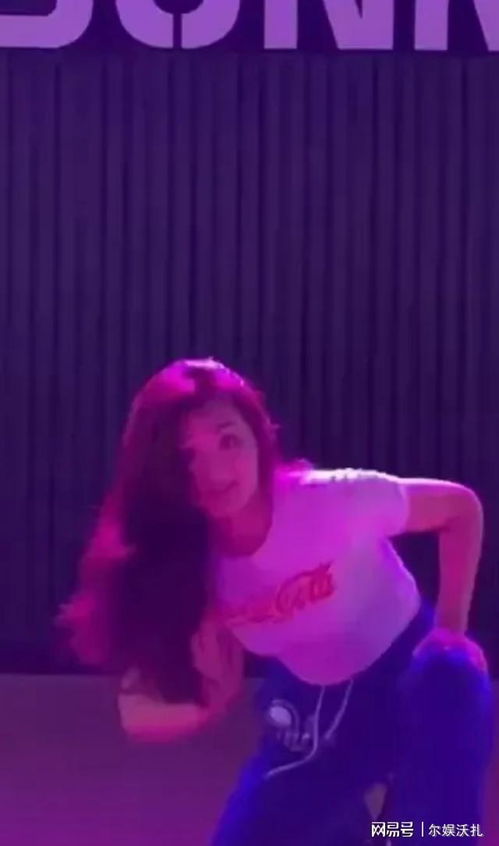 挽回前女友跳舞视频,用跳舞挽回前女友，效果神奇！