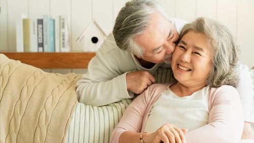 老人吵架怎么挽回他们,老年夫妻吵架如何化解