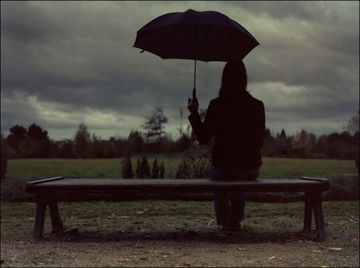 往事已逝不可挽回,往事难忘，岁月蹉跎