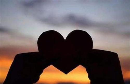 女子挽回男友上节目,失恋女自杀