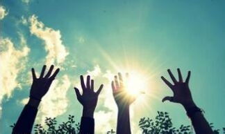 怎样挽回我们的友谊，如何拯救我们破碎的友情