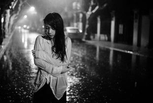 卑微挽回的无奈,无能为力，不甘心的挽回