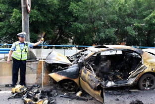 如何挽回自燃车祸女友,挽回自燃车祸女友，男子不离不弃