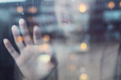 纠缠会变挽回吗,纠缠是否能成为挽回爱情的关键？