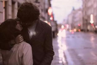 分手后女方主动挽回,女方决定挽回前男友的感情