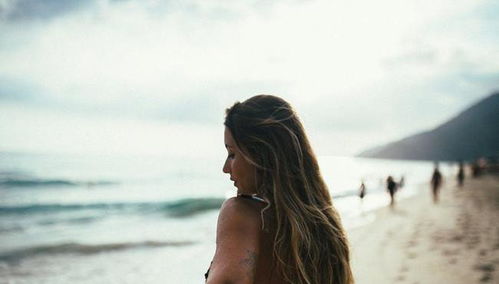 情人分手女人不挽回,失恋女子的自我救赎