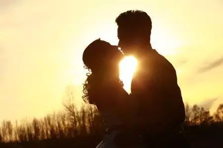 常德爱情挽回专家咨询，怎样才能有效挽回失去的爱情？——常德情感咨询师分享经验