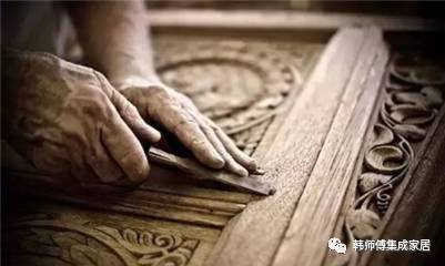 苗刀挽回刀花,用苗刀技艺制作特殊刀花，成功挽回器物。