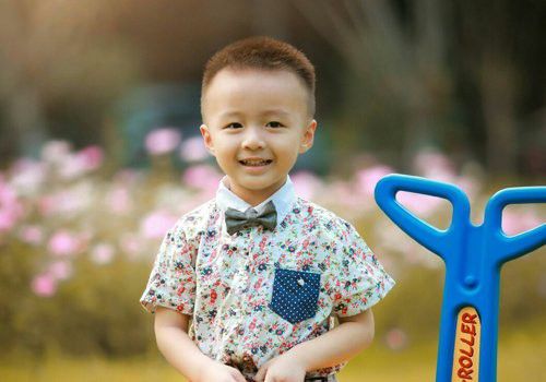 挽回男人发型儿童夏天,改变发型拯救男孩夏天