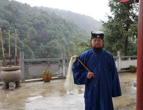 怎么找法师挽回感情,寻找法师，重拾爱情