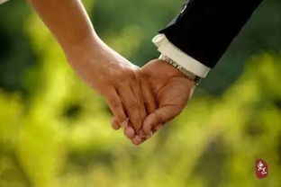 女生提出分手多久挽回,“分手多久才能挽回女友？”