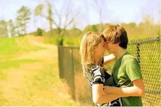 如何挽回女的初恋,初恋挽回指南