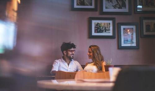 女子出轨还要挽回吗,挽回出轨女人，该不该去努力？