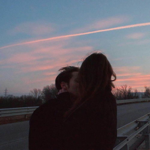 女朋友分手咋挽回,失恋后如何挽回女友